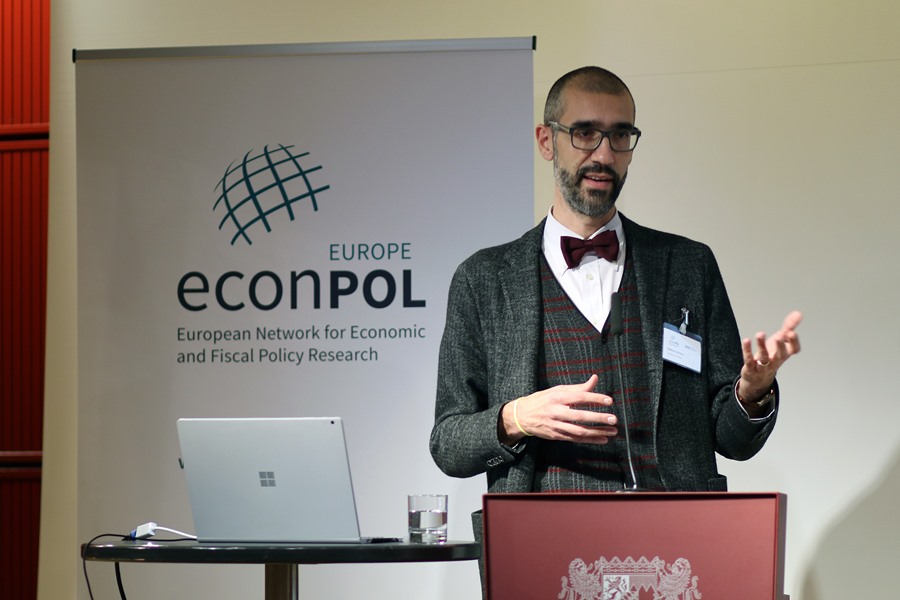 Stefano Schiavo looks at the impact of trade on European firms and works